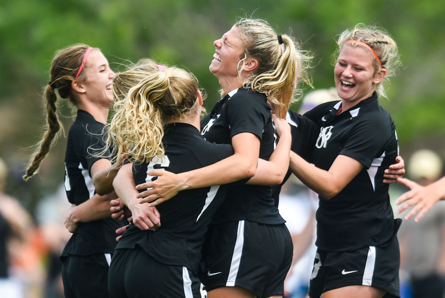 061121-qc-spt-iowa-state-soccer-waverlyshell-012